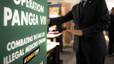 Großrazzia gegen Pillen-Dealer