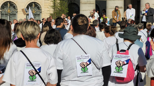 Foto: Apothekenprotest am 18.9.25 in Paris.