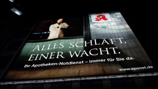 alles-schlaeft-einer-wacht-2007 eh