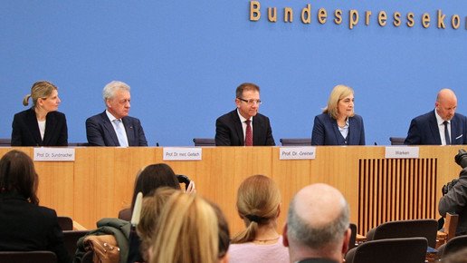 Finanzkommission will Fixum auf lange Bank schieben