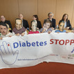 Deckbar diabetes DE G7 Pressekonferenz Kinder udn Referenten 2. Juni 2015 Diabetes: Krankheit der Armen