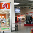 Apotheker freut sich über neuen Müller-Markt