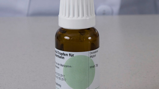 Dronabinol Flasche Etikett bionorica