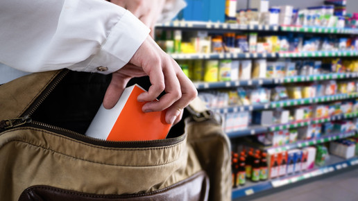 Trotz Mitarbeiterrabatt: Approbierte bestiehlt Inhaberin