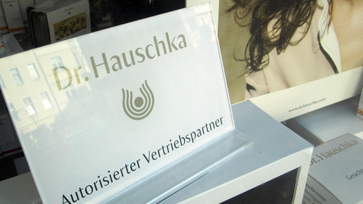 apotheke hauschka2 schaufenster2 aa