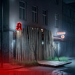 Montage einer nächtlichen Apotheke in düsterer Atmosphäre