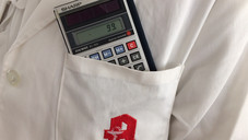 Taschenkontrolle! Das steckt in der Kitteltasche