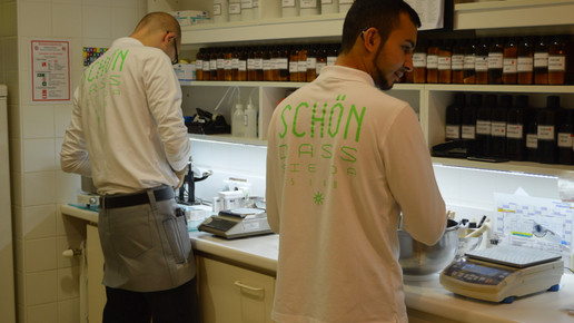 Dolanc Korkmaz Labor marienapo