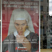 Nonnen-Poster: Kloster-Apotheke tadelt Kirche Nonnen-Poster: Kloster-Apotheke tadelt Kirche
