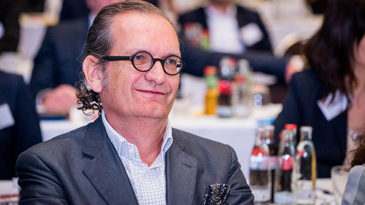 Von Tele-Ärzten, Uralt-Edikten und Henkern