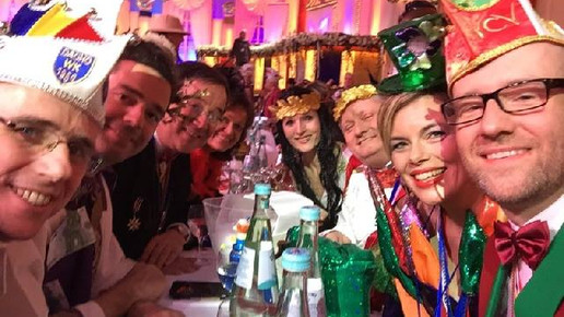 10987400 10152692042161409 123070398816866547 n