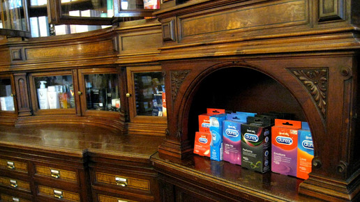 berlinapo hackescher schrank6 aa