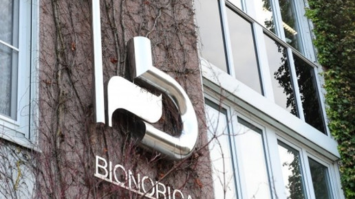 0001-1299599236 10373