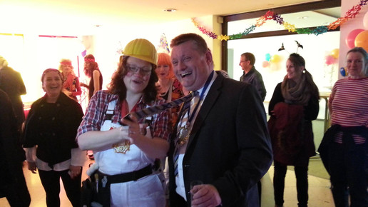 1966347 10151994476126409 758804074 o