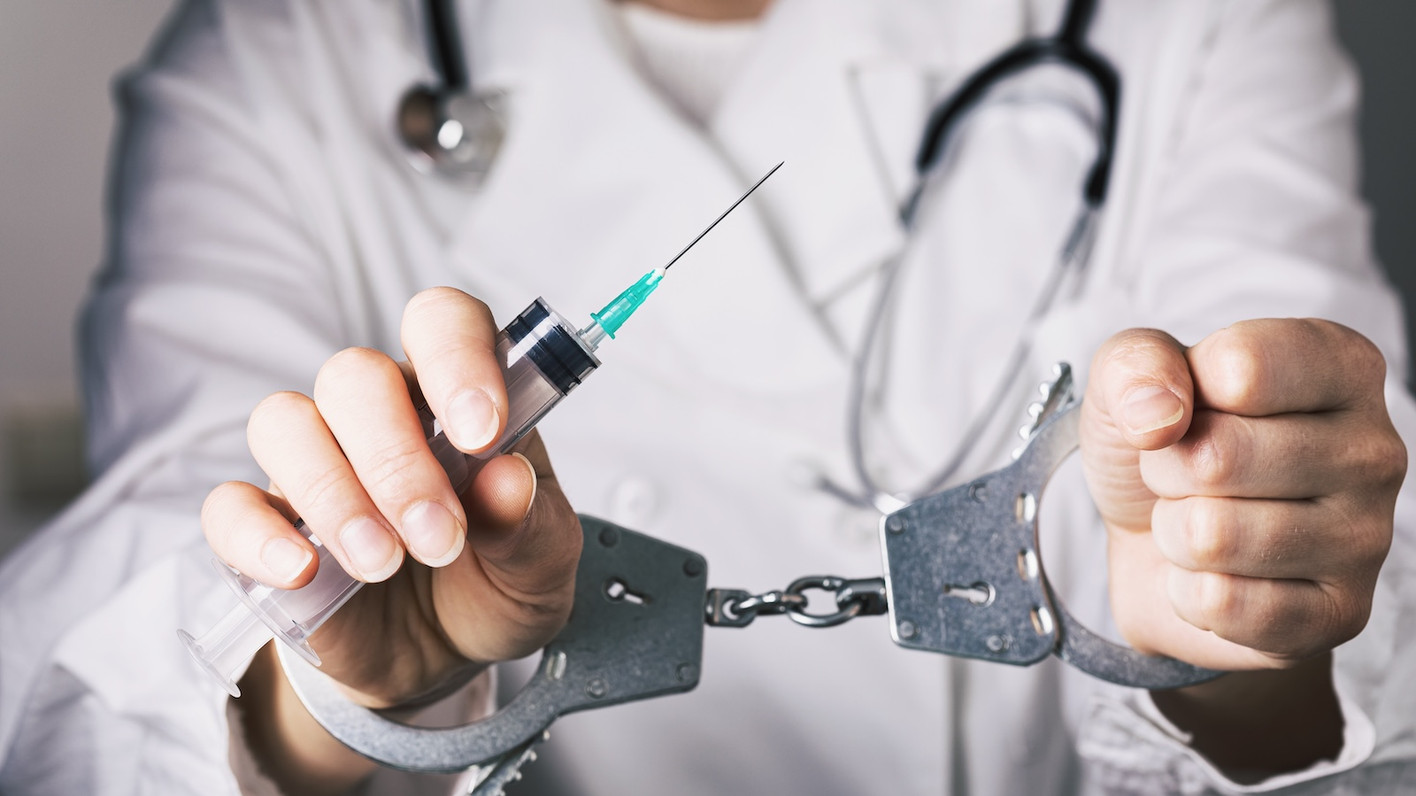 Ozempic-Fälschung: Kammer verklagt Schönheitsarzt | APOTHEKE ADHOC