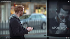 Hustende Apothekenwerbung