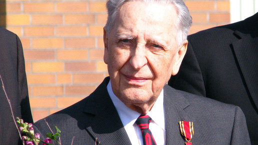 Wolfgang Liebe wiki Martin F K ccbysa30