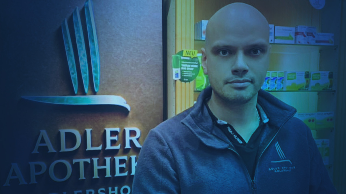 Jeder-zweite-Kunde-p-belt-Error-404-berwachung-aus-dem-M-lleimer-Polizei-sperrt-Apotheke-zu