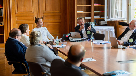 Diskussionsrunde zu Pflege