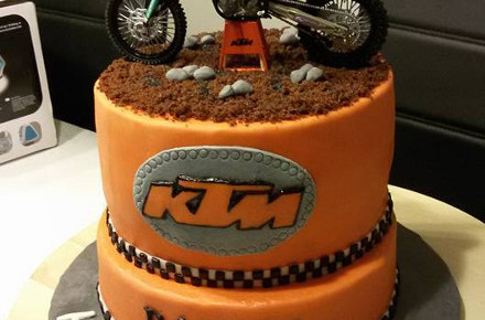torte dirtbike bianca baier