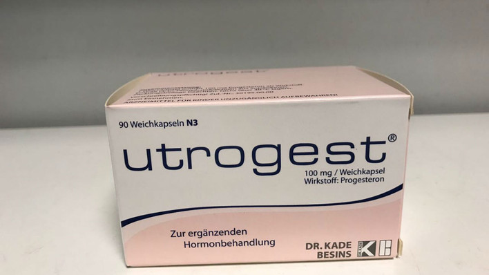 Estrogen-Gel: Auf Nebenwirkung achten | APOTHEKE ADHOC