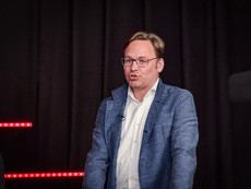 Sebastian Wachtarz im Studio
