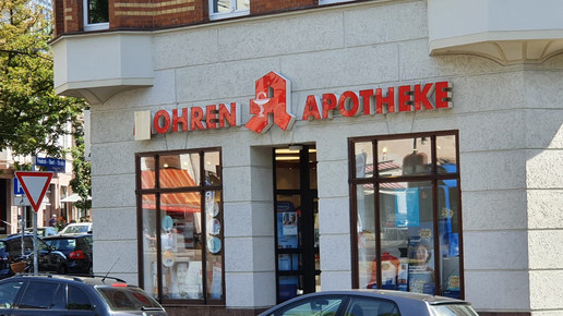 Vandalismus: Mohren- wird zur Ohren-Apotheke
