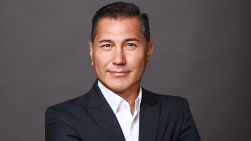 David Oruzgani im Porträt
