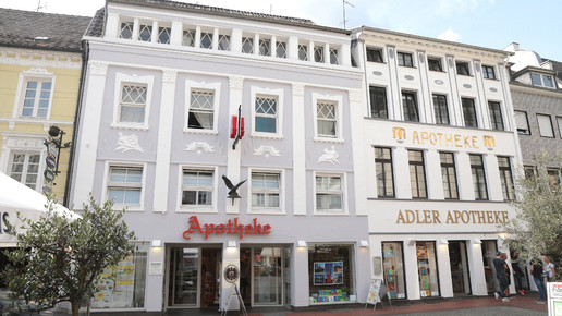 aussen 4 Adler-Apotheke