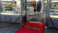 Willkommen! Treten Sie ein!