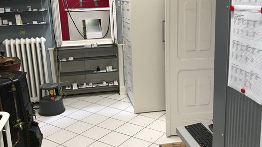 Container 11 Marien-Apotheke.jpg