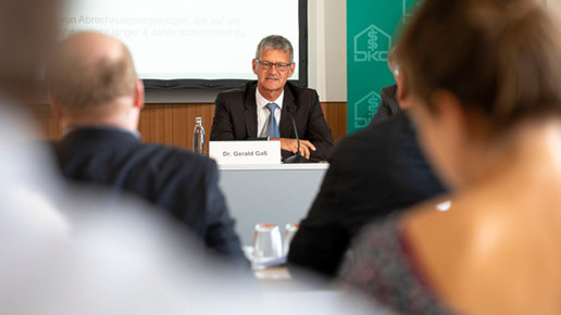 Kliniken: Demos in sieben Städten