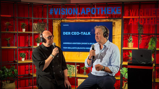 Foto: Tom Bellartz und Andreas Arntzen beim Talk auf der APOTHEKENTOUR in Hamburg 2026