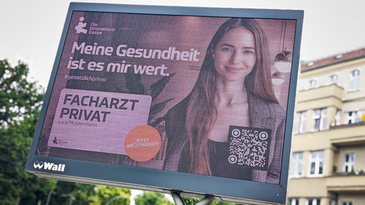 Werbeplakat der ik Innovationskasse zum "Facharzt privat"-Modell