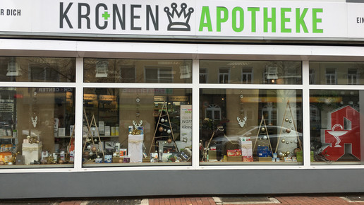 weihnachtsdeko Kronen Apotheke Hannover aa