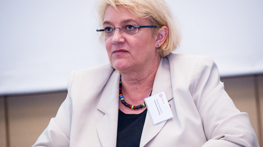 bvdva160601 schulz-asche andreasdomma