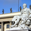 Aurora Europe und die Humboldt-Universität zu Berlin (HU) initiieren Deutschlands erste „Cannabis Research Class“ Aurora Europe und die Humboldt-Universität zu Berlin (HU) initiieren Deutschlands erste „Cannabis Research Class“