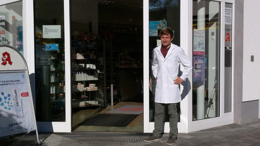 damian kaminski vertretung1 flying pharmacist