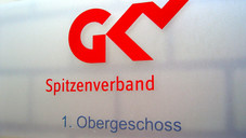 Kassen: Honorar deckeln und Ketten fördern