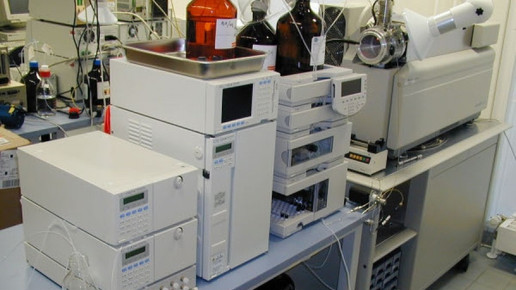 0002-1285747590 8739