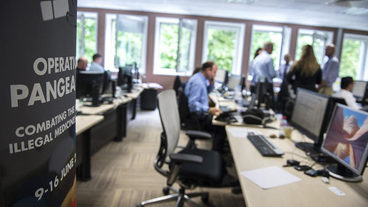 12-ND4 7143e sqligalleryslider Image