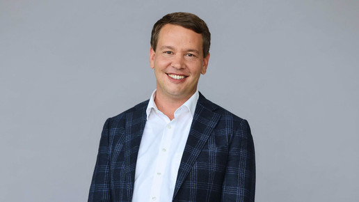 Oliver Hildenbrand lächelt