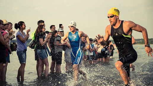 Julia Gajer schwimmen Sebastian Kuhn