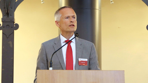 Neuer Kammerpräsident schwärmt von Pharmazie