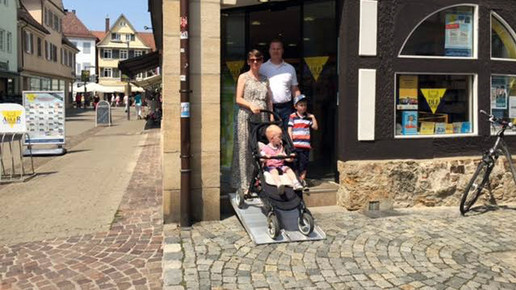 adler-apotheke1 miller wheelramp adler-apo