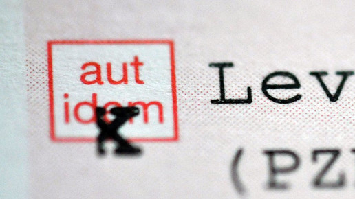 Medizinprodukt mit Arzneimittelcharakter: Aut idem gilt nicht