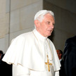 Papst Benedikt tritt zurück